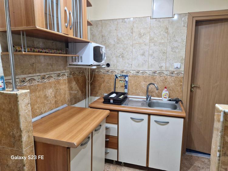 Garsonieră semidecomandată în Girocului