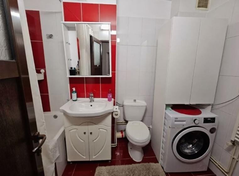 Apartament cu 2 camere decomandat în Cetate
