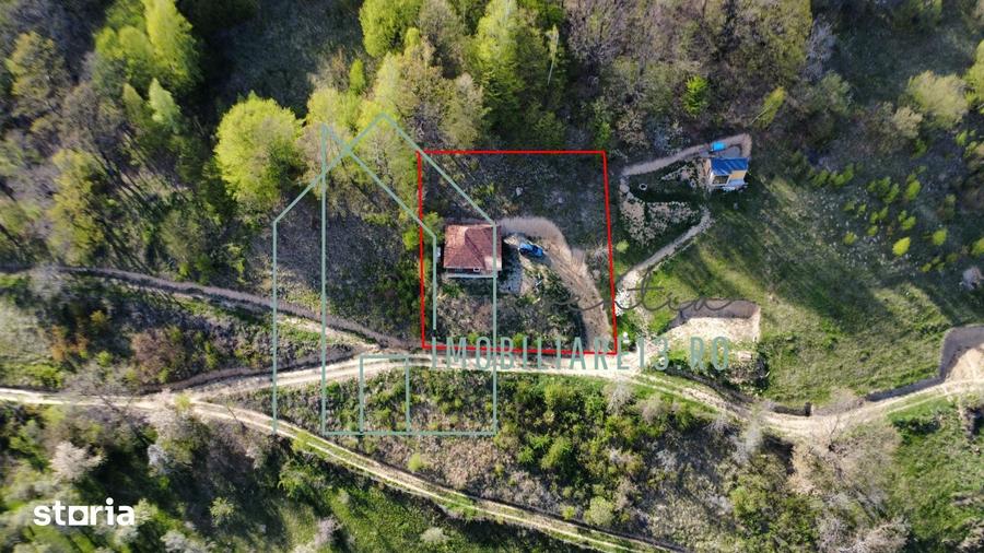 Teren de 1000 mp, în Central
