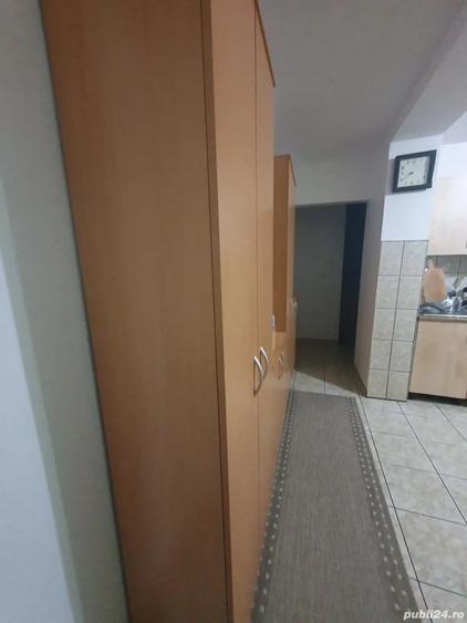 Apartament cu 2 camere decomandat, mobilat în Central