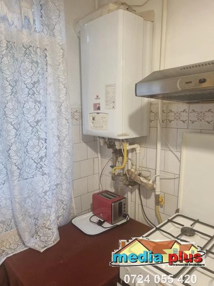 Apartament cu 2 camere semidecomandat în Siret
