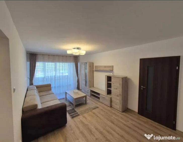 Apartament cu 2 camere semidecomandat în Răcădău