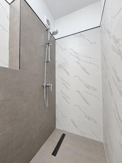 Apartament cu 3 camere decomandat, mobilat în Dacia