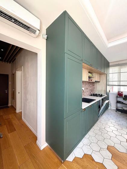 Apartament cu 3 camere semidecomandat în Universitate