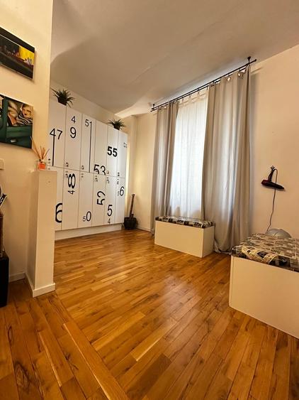 Apartament cu 4 camere decomandat în Dacia