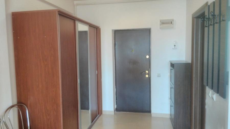 Apartament cu 2 camere semidecomandat în Berceni