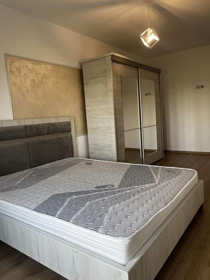 Casă cu 3 camere cu Teren 118 Mp în Lumina