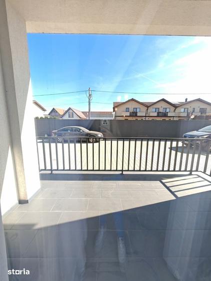 Apartament cu 3 camere decomandat în Tărlungeni