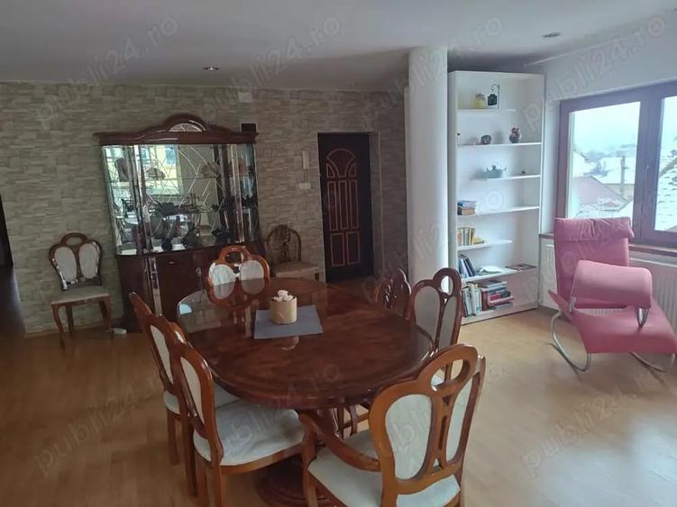 Apartament cu 3 camere în Călimănești