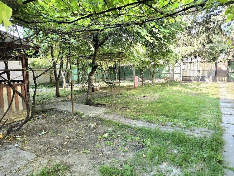 Spațiu comercial, de 65 mp, în Central