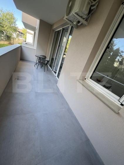 Apartament cu 2 camere semidecomandat, mobilat în Florești