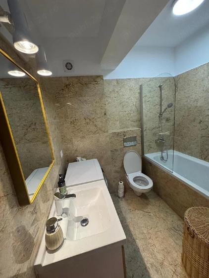 Apartament cu 2 camere decomandat în Turnișor