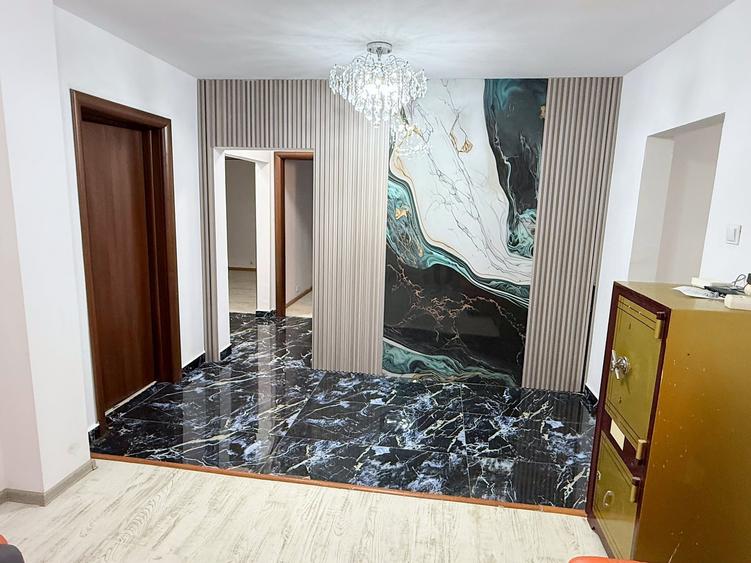 Apartament cu 4 camere decomandat în Vitan Mall