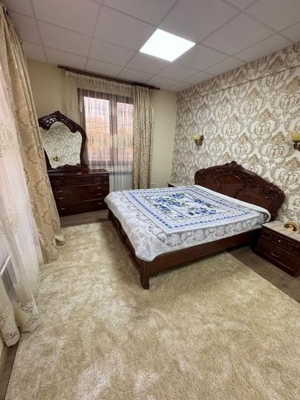 Casă individuală cu 4 camere cu Canalizare în Traian