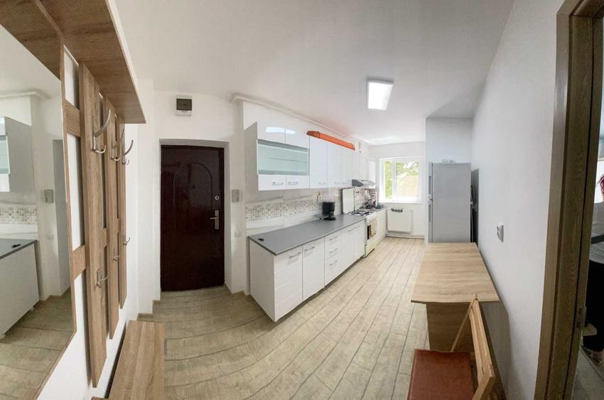 Apartament cu 2 camere semidecomandat în Deve