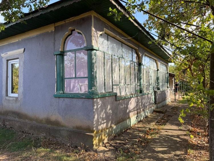 Casă cu 4 camere în Gogoșari