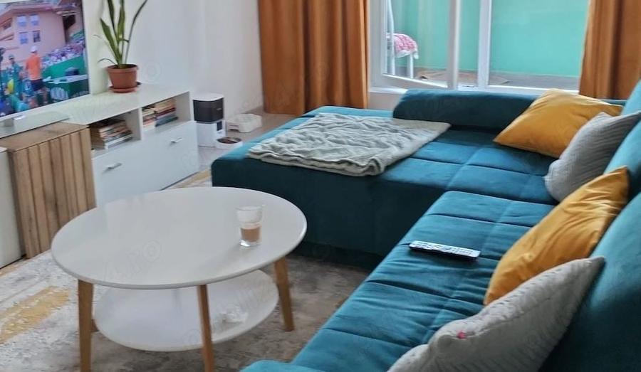 Apartament cu 2 camere decomandat, mobilat în Titan