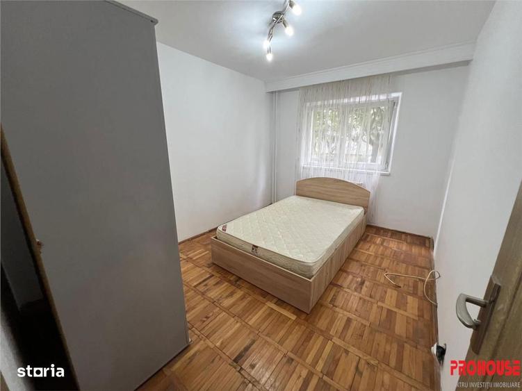 Apartament cu 3 camere decomandat în Bistrița Lac