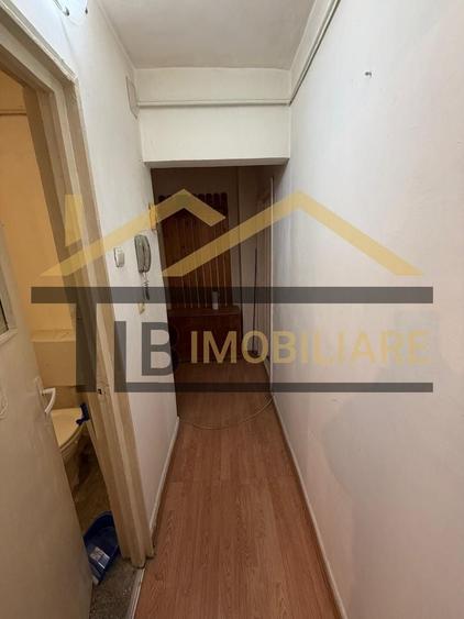 Apartament cu 2 camere decomandat în Diamant