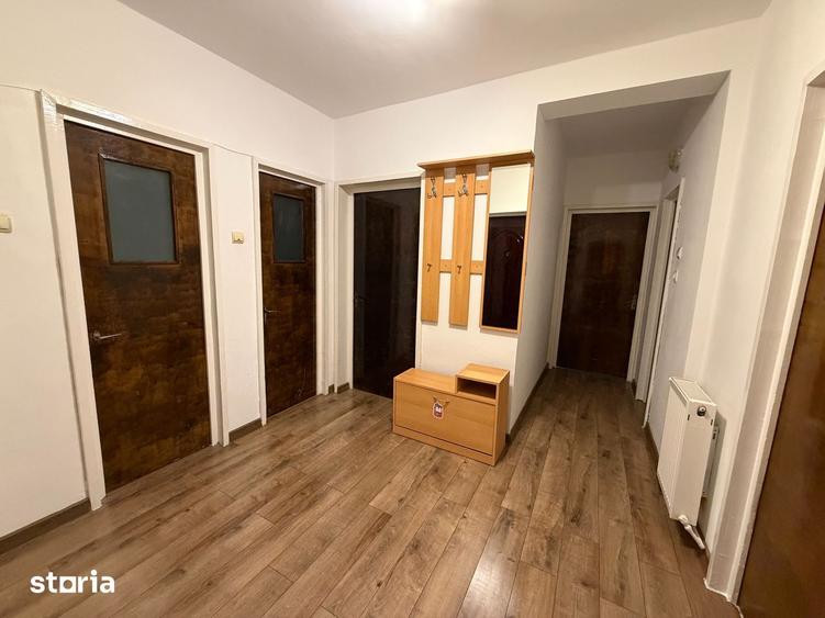 Apartament cu 3 camere decomandat, mobilat în Răcădău
