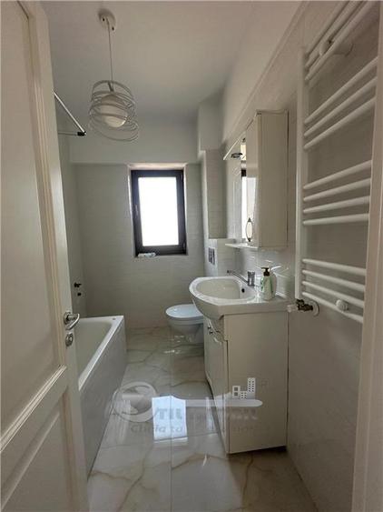 Apartament cu 2 camere decomandat, mobilat în Galata