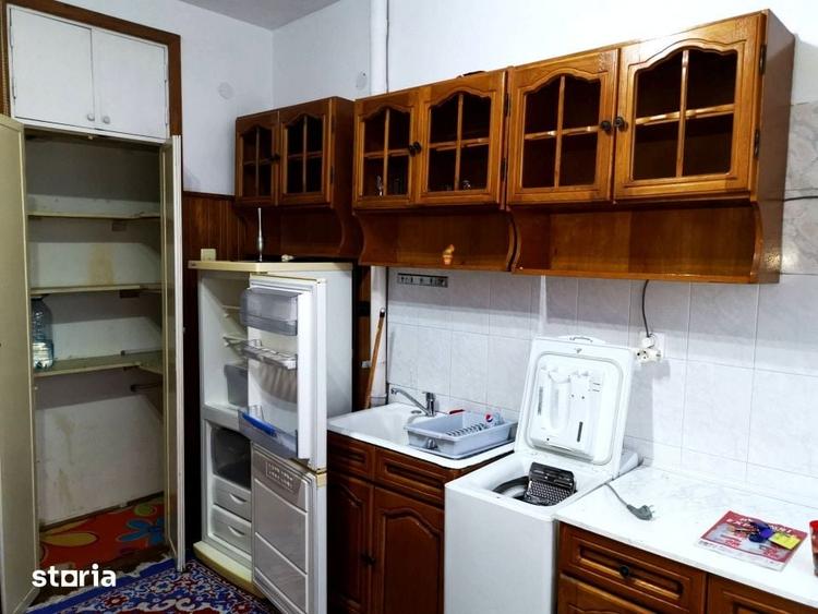 Apartament cu 2 camere decomandat în Gruia