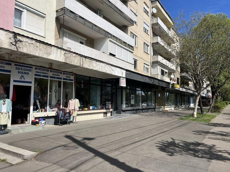 Spațiu comercial, de 87 mp, în Cloșca