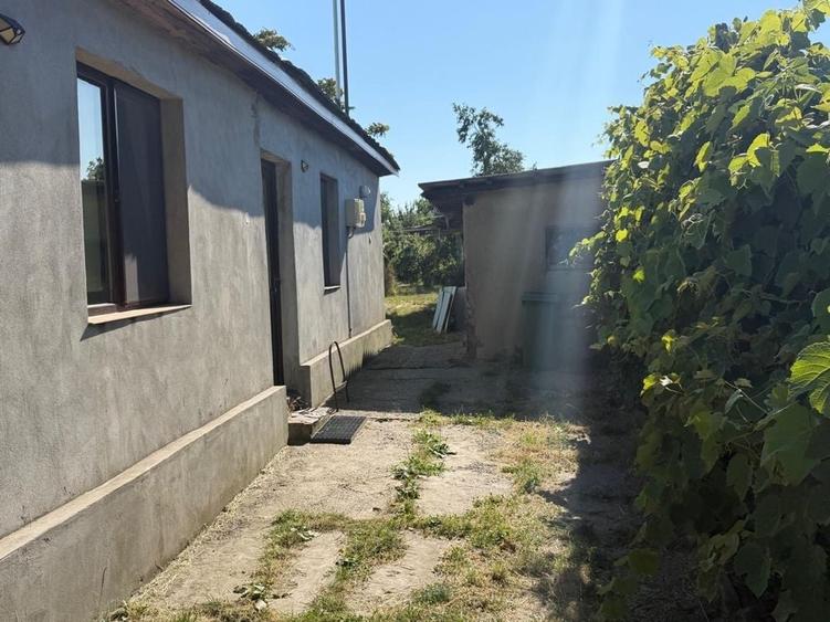Casă cu 2 camere în Unirea