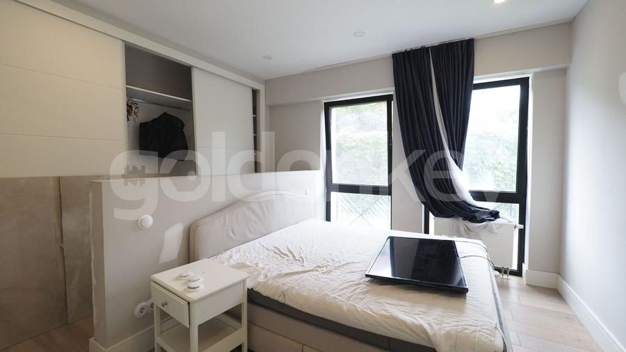 Apartament cu 4 camere semidecomandat, mobilat în Pipera