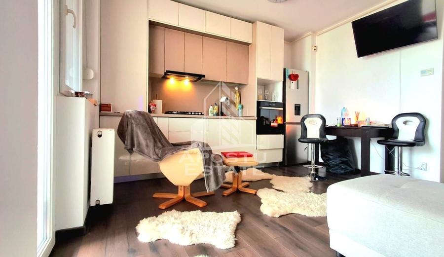 Apartament cu 2 camere semidecomandat, mobilat în Micălaca