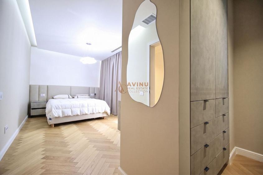 Apartament cu 5 camere în Sud-Vest