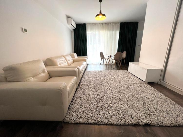 Apartament cu 3 camere decomandat în Pipera