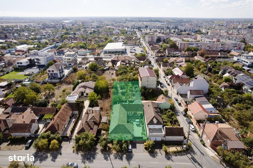Casă cu 5 camere cu Teren 1278 Mp în Micălaca