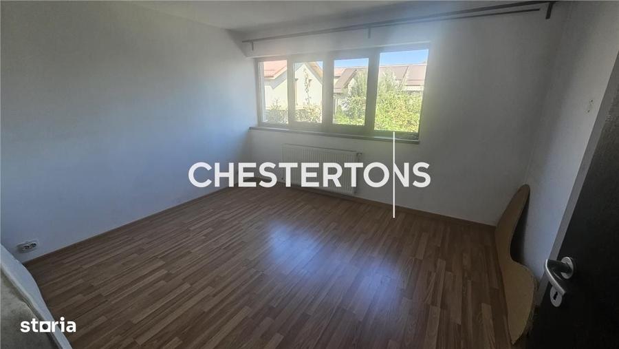 Casă cu 4 camere cu Teren 166 Mp în Central