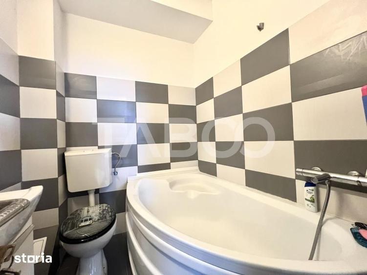 Apartament cu 3 camere semidecomandat în Someșeni
