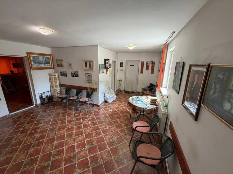 Apartament cu 3 camere decomandat, mobilat în Industrială