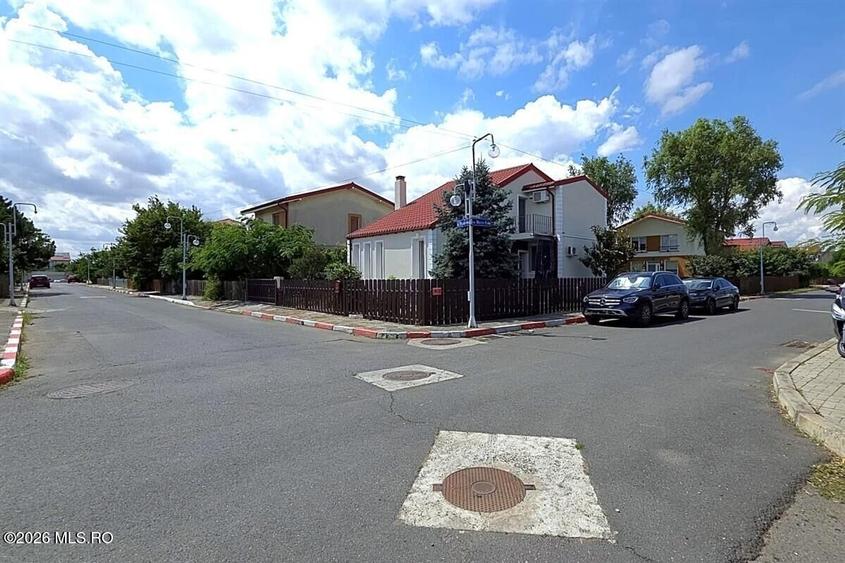 Casă individuală cu 4 camere cu Canalizare în Cumpăna