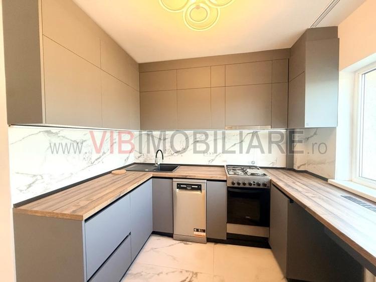 Apartament cu 3 camere decomandat în Banu Manta