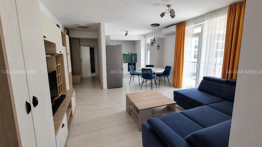 Apartament cu 3 camere decomandat în Aradului