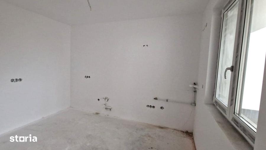 Casă decomandat cu Teren 120 Mp în Central