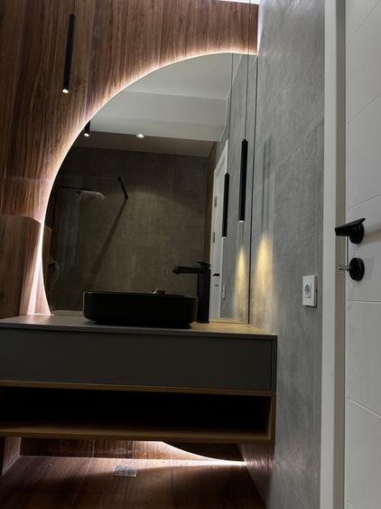 Casă cu 4 camere cu Teren 330 Mp în Central