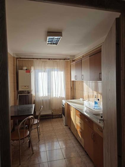 Apartament cu 2 camere decomandat în Micro 11