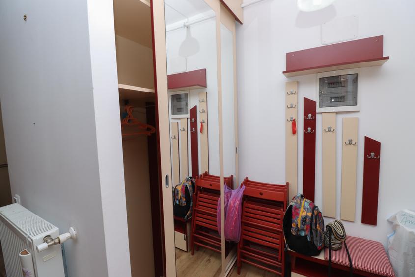Apartament cu 2 camere semidecomandat în Piatra Arsă