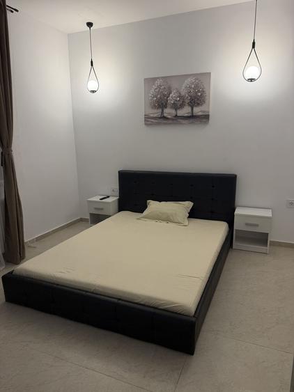 Apartament cu 3 camere decomandat în Romană