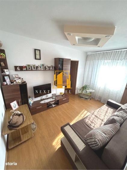 Apartament cu 3 camere semidecomandat în Trivale