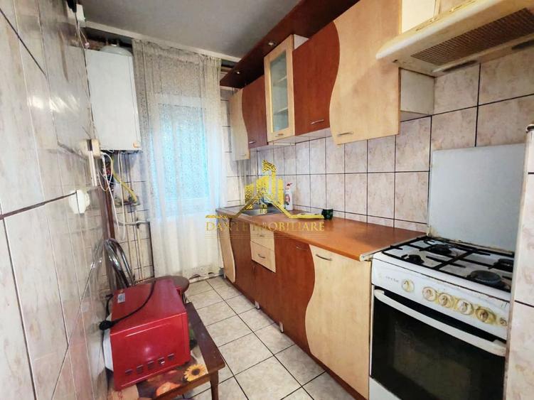 Apartament cu 2 camere semidecomandat, mobilat în Mănăștur