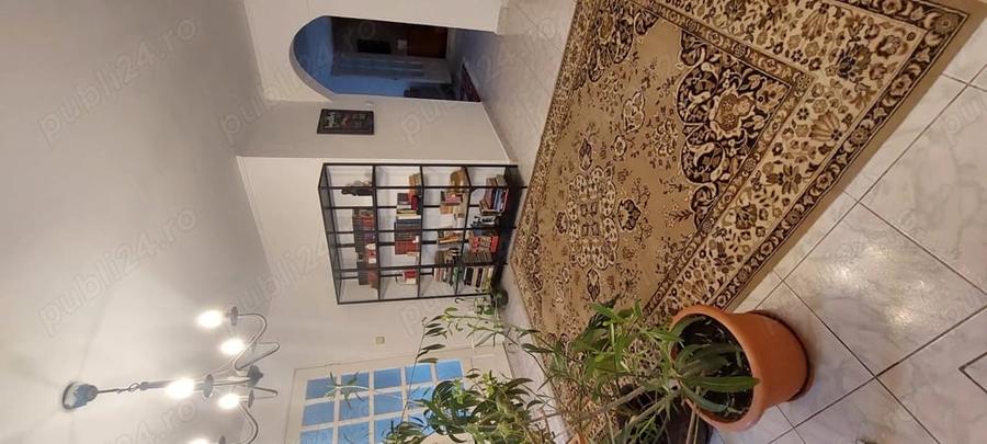 Casă în 16 Februarie