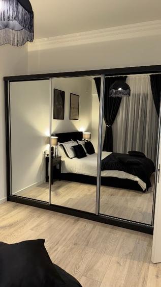 Apartament cu 3 camere decomandat, mobilat în Energia