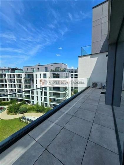 Apartament cu 2 camere semidecomandat, mobilat în Băneasa