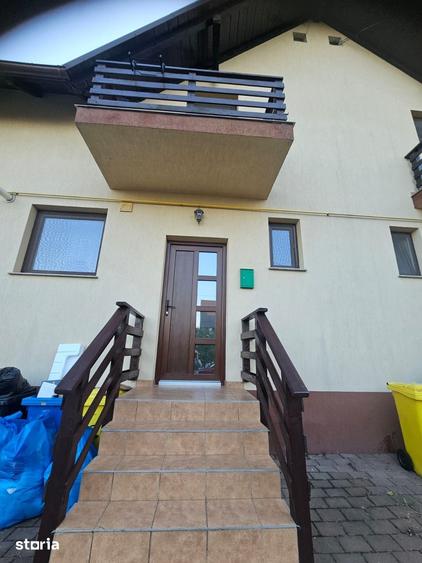 Casă cu 3 camere cu Teren 250 Mp în Ipotești